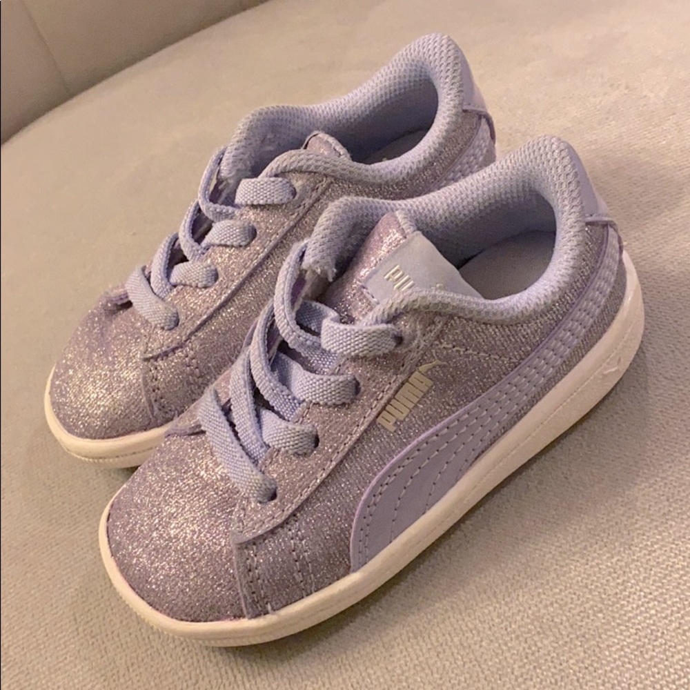 Puma Glitter sneakers! Like new!
